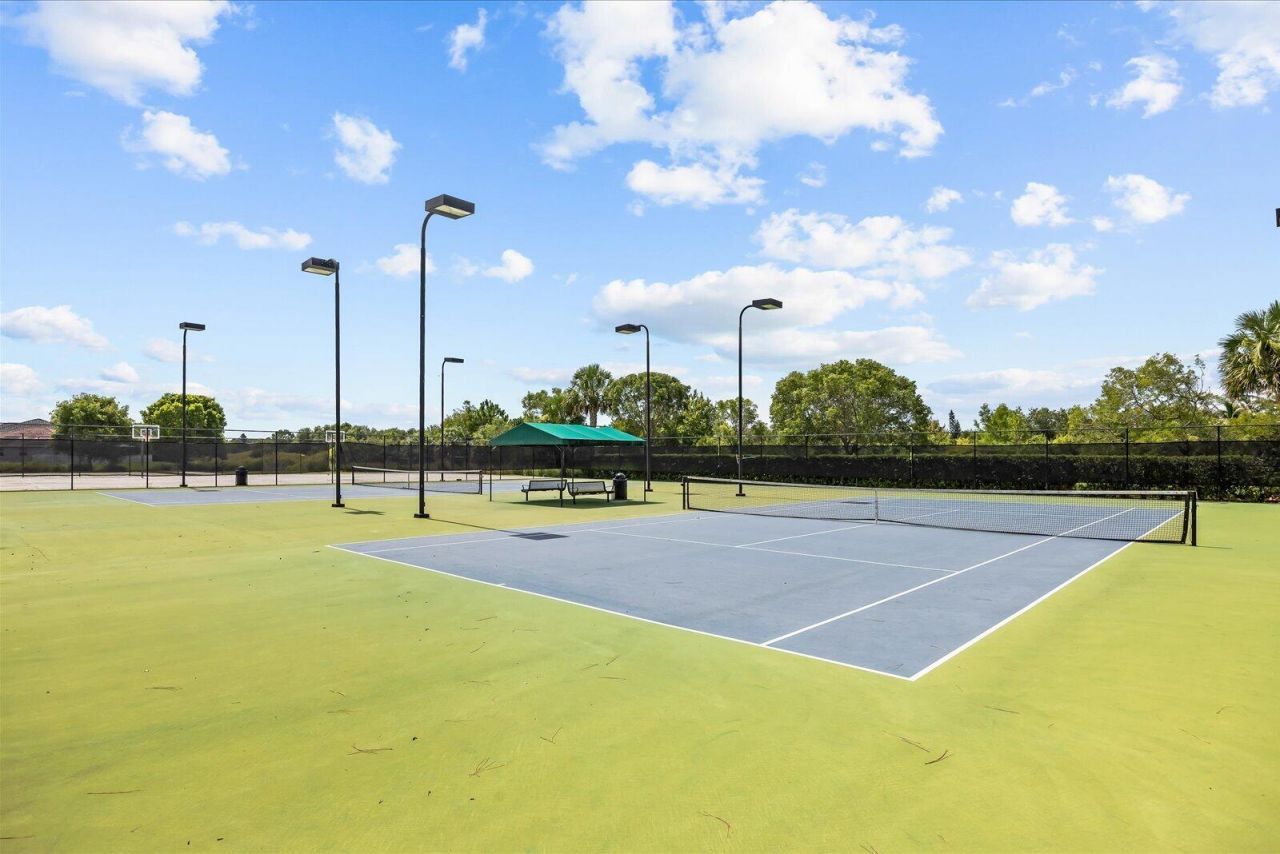 2166 SW Newport Isles Boulevard, Port Saint Lucie, FL 34953 Photo