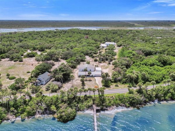 7801 Indian River Dr Drive S, Fort Pierce, FL 34982