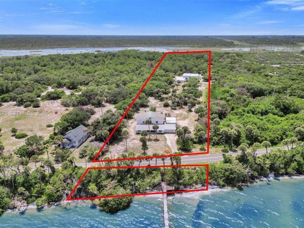 7801 Indian River Dr Drive S, Fort Pierce, FL 34982