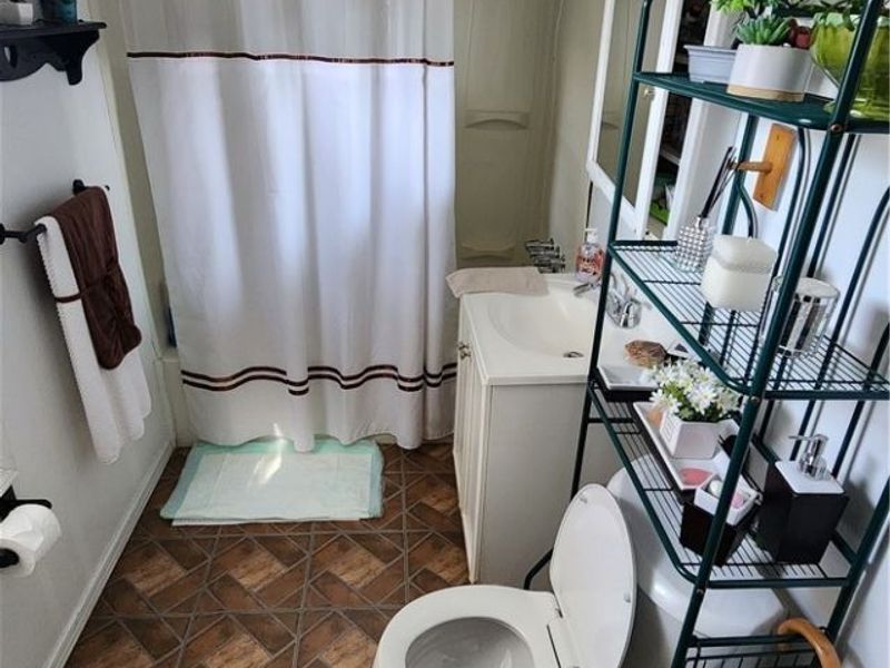 3747 Bosworth Road, Cleveland, OH 44111 Photo 7