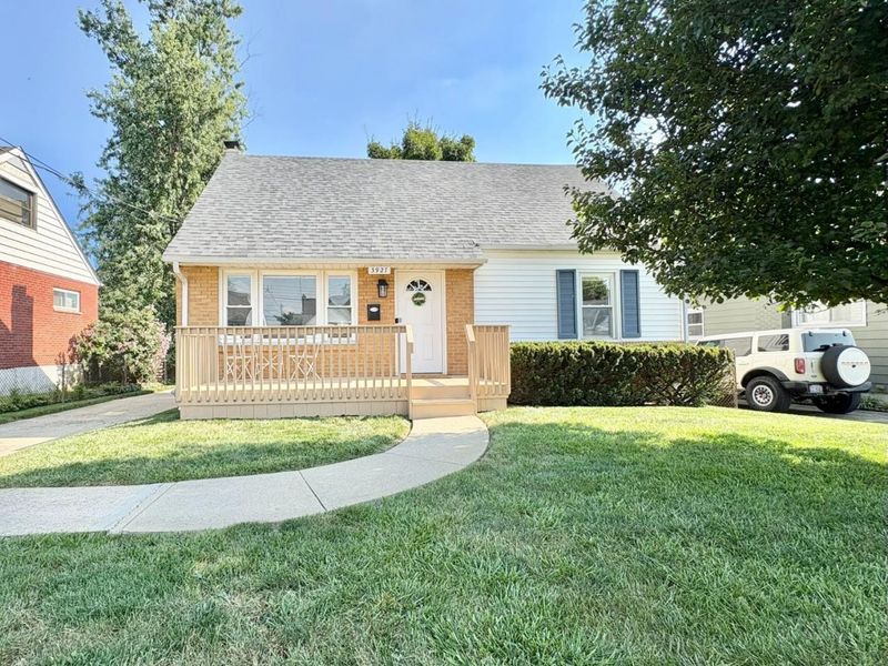 3927 Hemphill Way, Deer Park, OH 45236 Photo 1