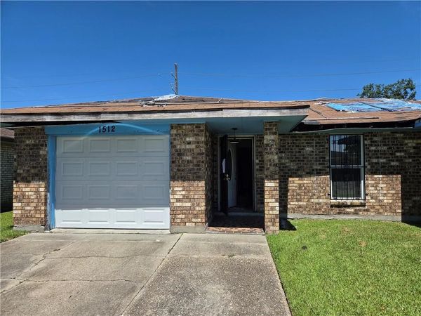 1512 WAKEFIELD Drive , Marrero, LA 70072