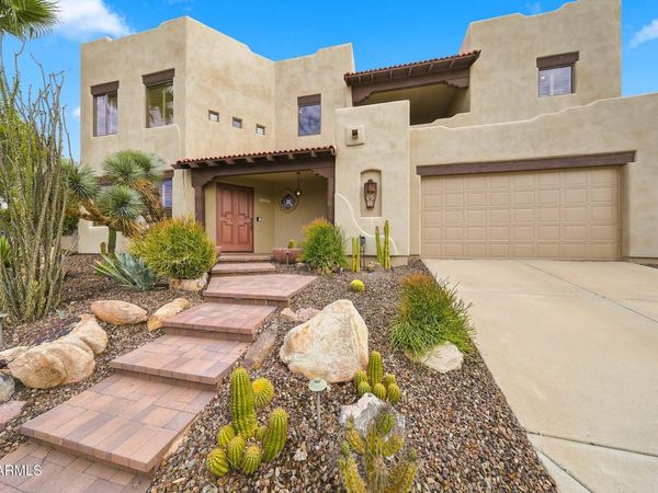 1732 E GELDING Drive, Phoenix, AZ 85022
