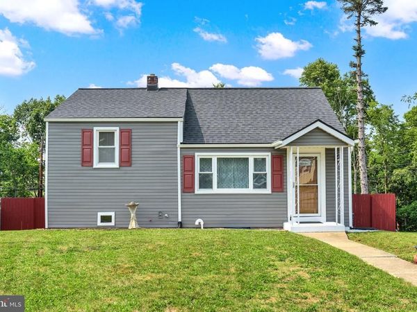 24 ROSEWOOD DRIVE, HARRISBURG, PA 17109
