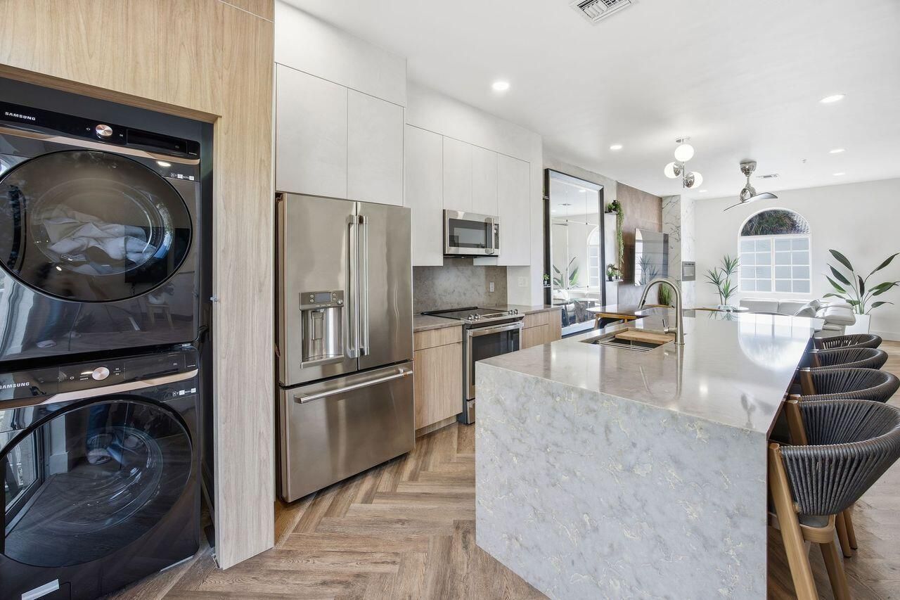 2465 NE 14th St Causeway, Pompano Beach, FL 33062 Photo