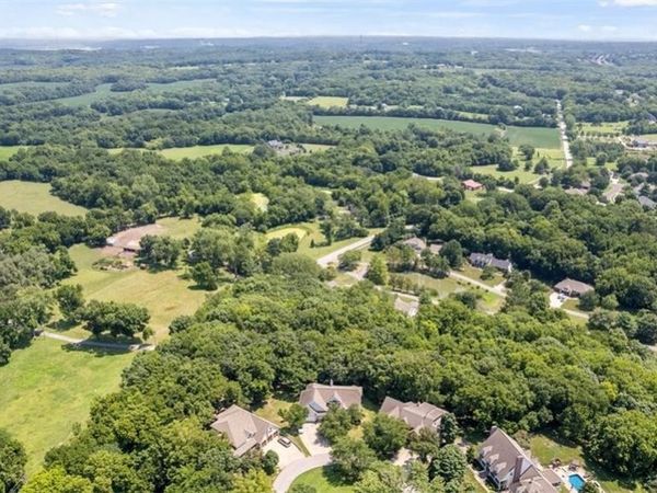 22918 NW Ashford Court, Blue Springs, MO 64015