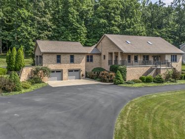31 Jo Glen Drive, Morgantown, WV 26508