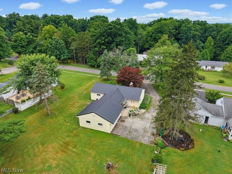 14421 Garden Street, Burton, OH 44021 Photo 13
