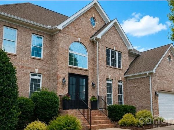 8921 Whittingham Drive , Waxhaw, NC 28173