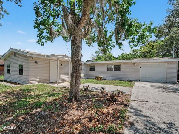 919 CREST Drive E, Jacksonville, FL 32221