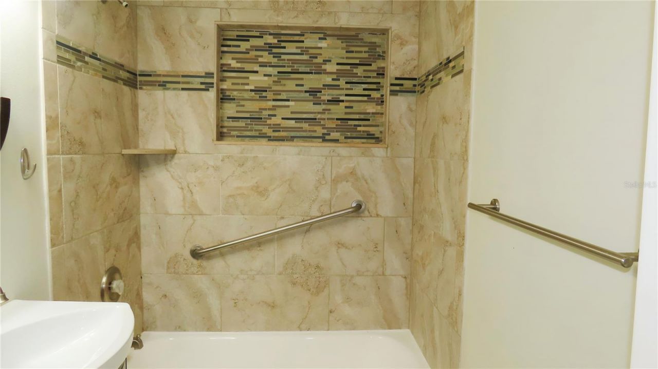 6543 34th Terrace N, Saint Petersburg, FL 33710 Photo