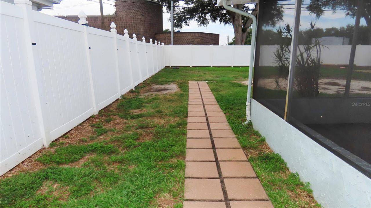 6543 34th Terrace N, Saint Petersburg, FL 33710 Photo