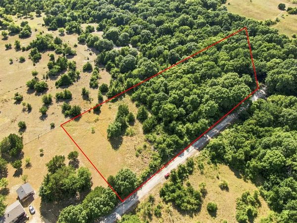 000 Rachel Road, Milford, TX 76645