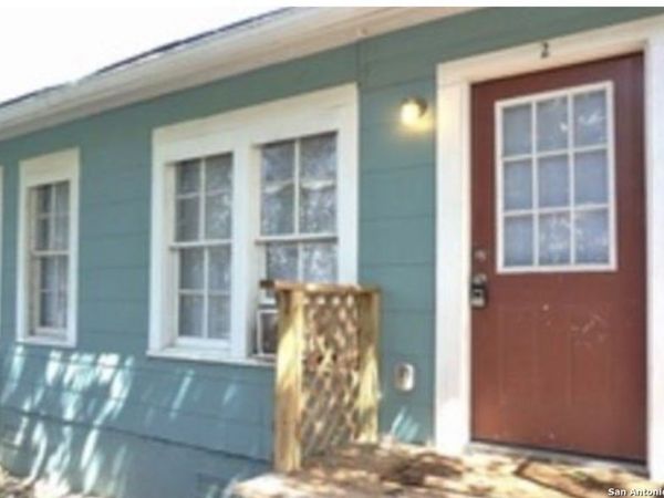 2890 PECAN COR, Unit 1, New Braunfels, TX 78130