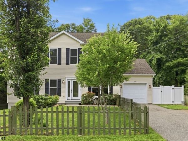 34 Olive Rd, Sparta, NJ 07871