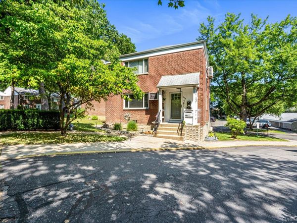 209-87 18th Avenue , Unit 196, Bayside, NY 11360