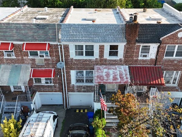 935 Magenta Street , Bronx, NY 10469