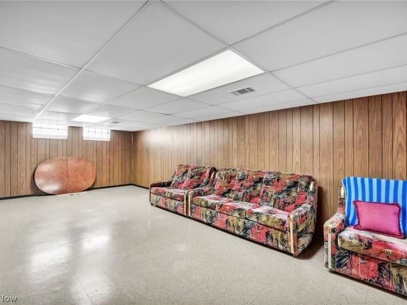 6621 Indiana Avenue, Mayfield Heights, OH 44124 Photo 34