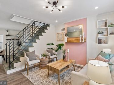 1318 E OXFORD STREET, PHILADELPHIA, PA 19125