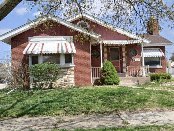 9549 S Richmond Avenue , Evergreen Park, IL 60805