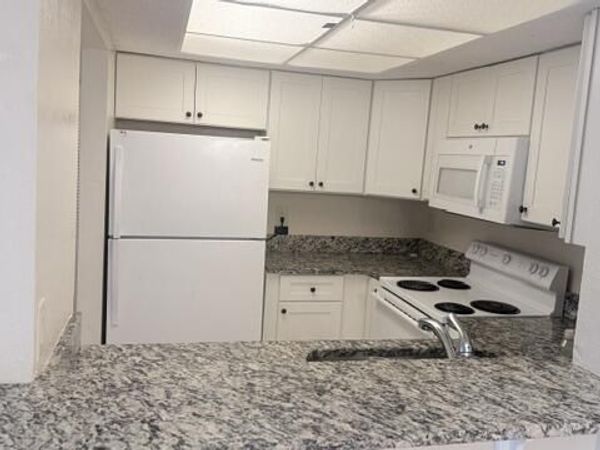 1520 SE Royal Green Circle, Unit 206, Port St. Lucie, FL 34952