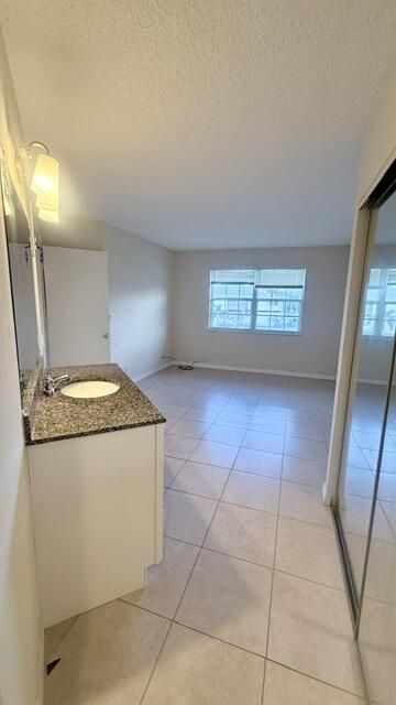 1520 SE Royal Green Circle, Unit 206, Port Saint Lucie, FL 34952 Photo