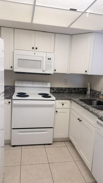 1520 SE Royal Green Circle, Unit 206, Port Saint Lucie, FL 34952 Photo