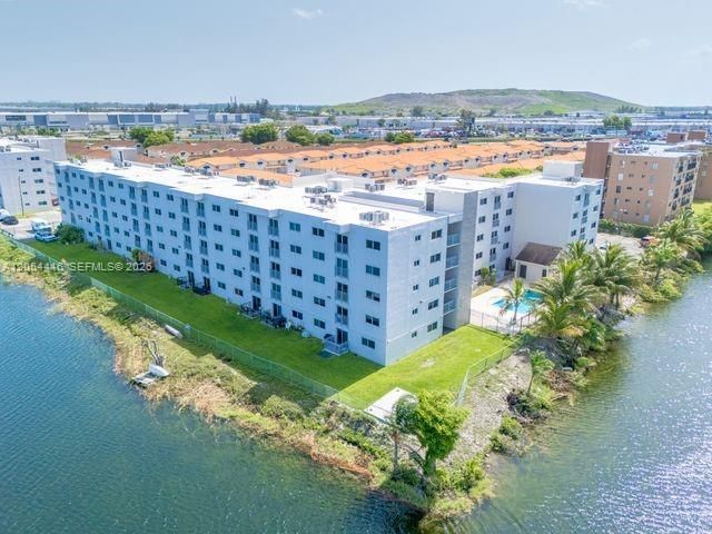 9917 W Okeechobee Rd, Unit 3-306, Hialeah Gardens, FL 33016 Photo