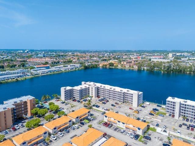 9917 W Okeechobee Rd, Unit 3-306, Hialeah Gardens, FL 33016 Photo