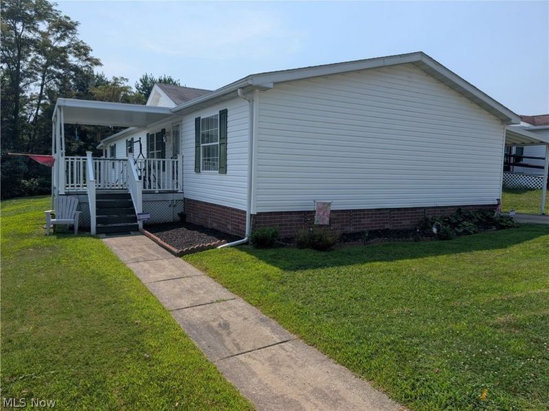 14980 Sprucevale Rd, Unit 109, East Liverpool, OH 43920 Photo 3