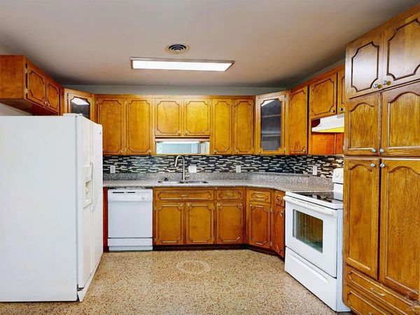 6002 Walton St, Pensacola, FL 32503