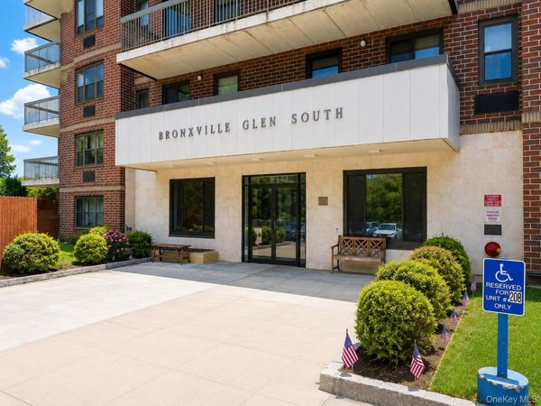 1376 Midland Avenue, Unit 605, Bronxville, NY 10708