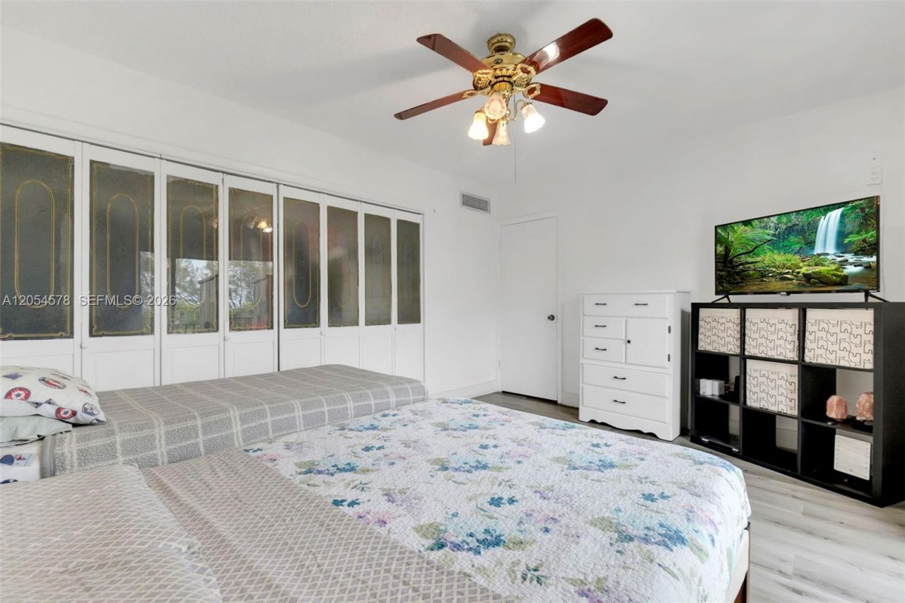900 SW 84th Ave , Unit 412A, Miami, FL 33144 Photo