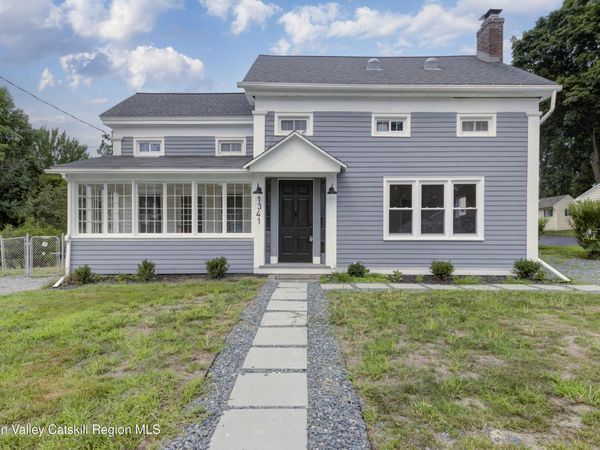 1341 S Schodack Road, Castleton, NY 12033
