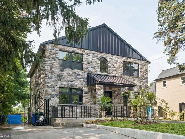 618 GATES STREET, PHILADELPHIA, PA 19128