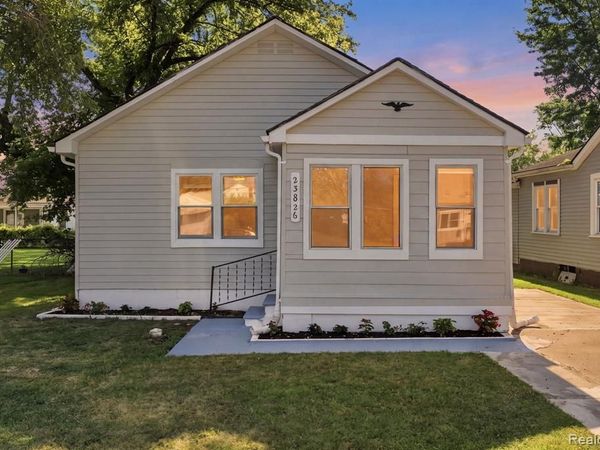 23826 Columbus Avenue, Warren, Mi 48089