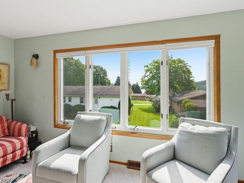 1114 Fiesta Road SW, Dellroy, OH 44620 Photo 5