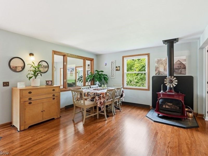 1114 Fiesta Road SW, Dellroy, OH 44620 Photo 9