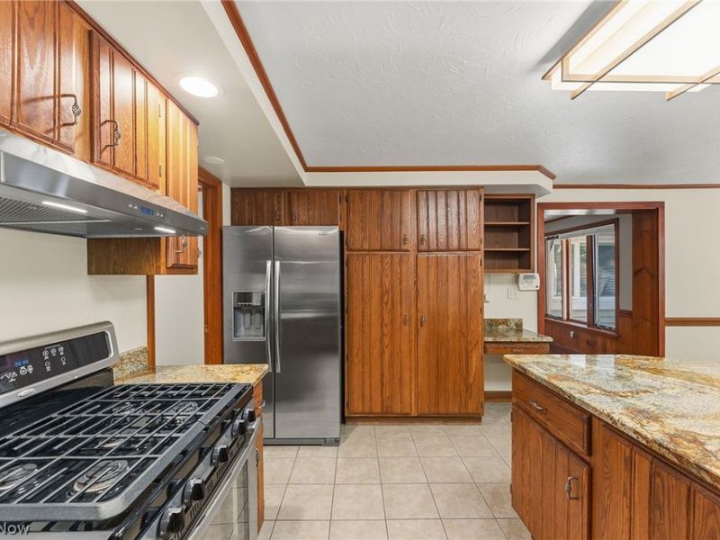 981 Worton Park Drive, Mayfield Village, OH 44143 Photo 19