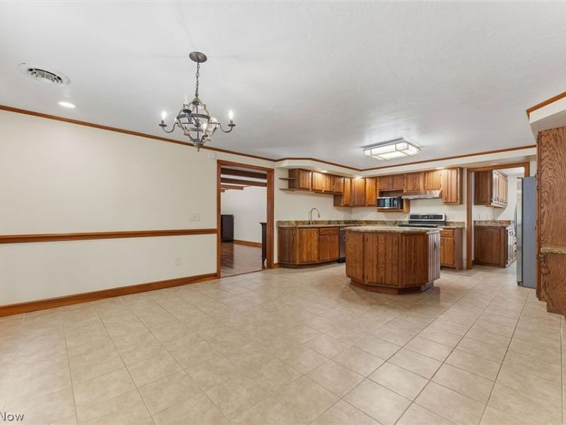 981 Worton Park Drive, Mayfield Village, OH 44143 Photo 5