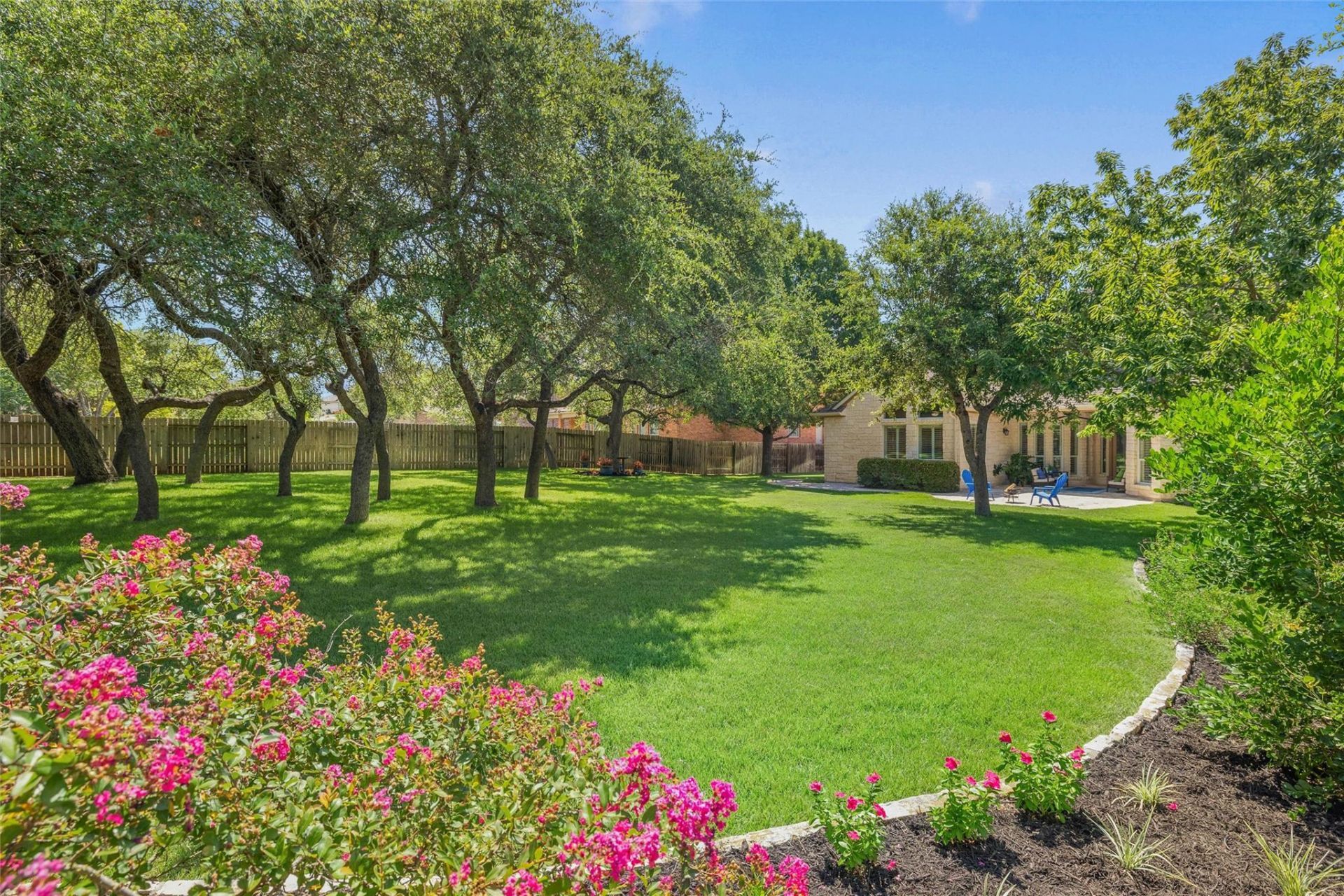 101 Monarch Ln, Austin, TX 78737 Main Photo