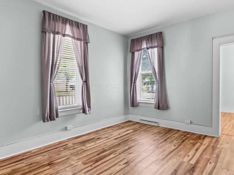 209 W High Street , London, OH 43140 Photo 13