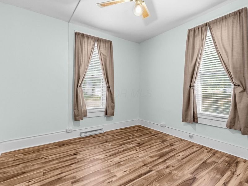 209 W High Street , London, OH 43140 Photo 21