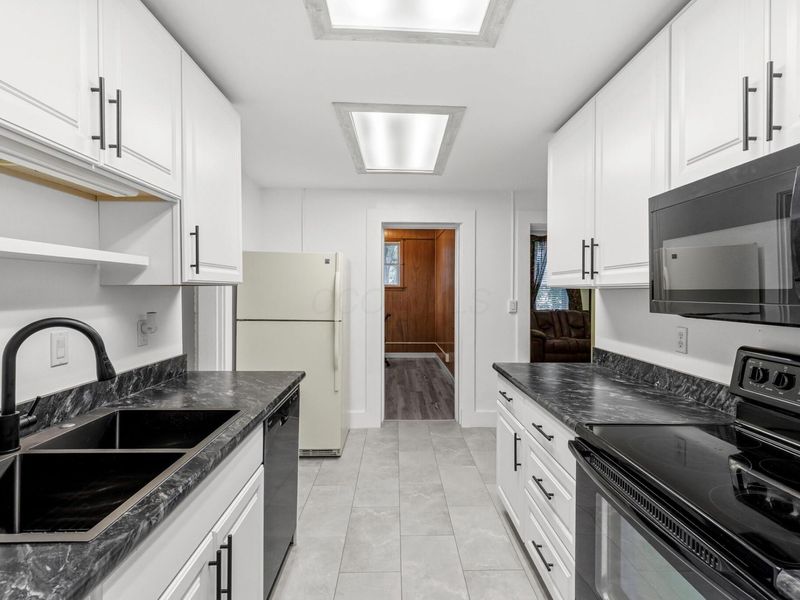 209 W High Street , London, OH 43140 Photo 25