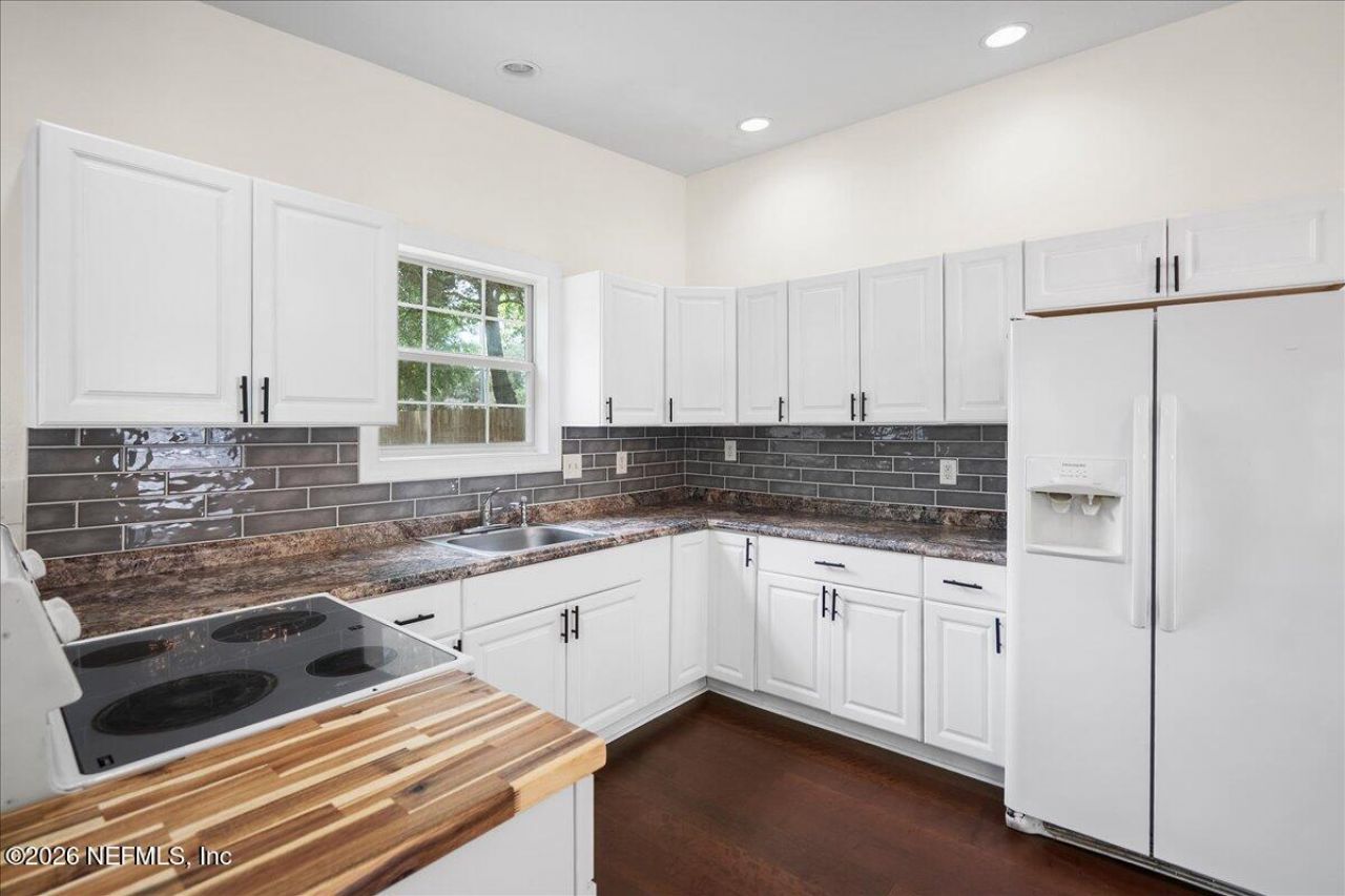 1889 Faye Road, Jacksonville, FL 32218 Photo