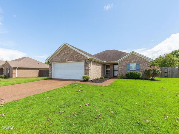 136 Enfield Cove , Medina, TN 38355