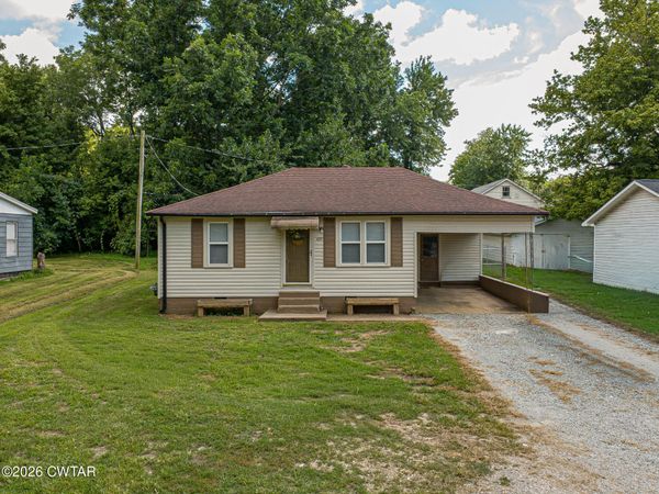 499 E College Street , Dyer, TN 38330