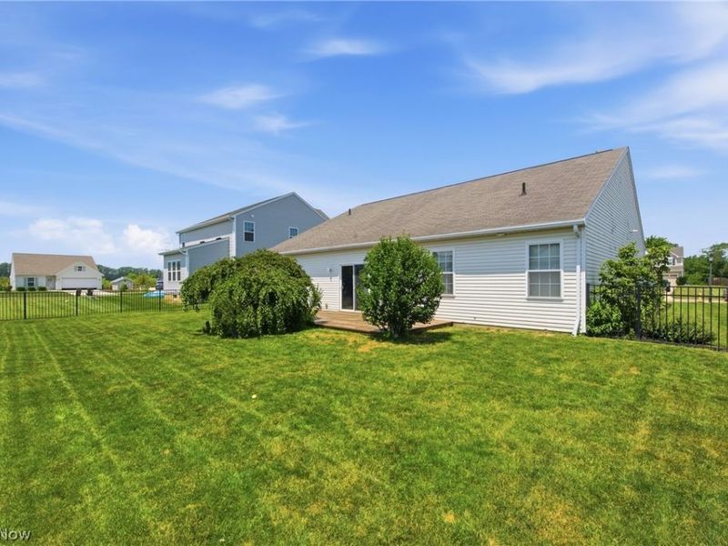 349 Springbrook Circle, Elyria, OH 44035 Photo 28