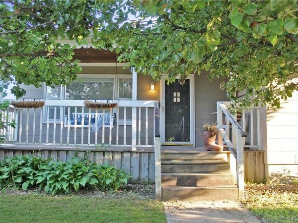 601 W Broadway Street, Higginsville, MO 64037