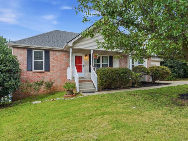 1029 Saddlestone Dr, Hermitage, TN 37076
